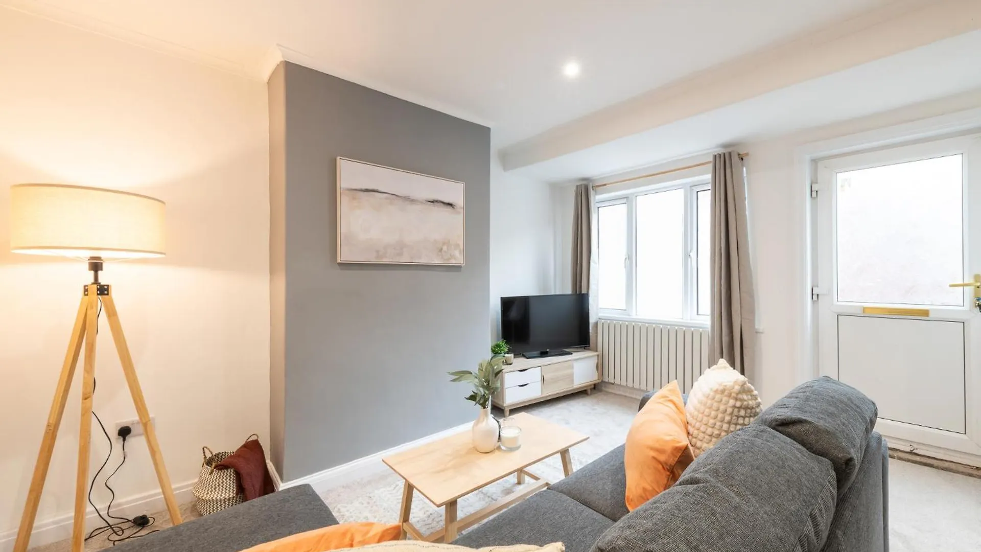 Modern 2-Bedroom House Near Leeds Centre, Ideal For Contractors & Long Stays - Nordstay Leeds (West Yorkshire)