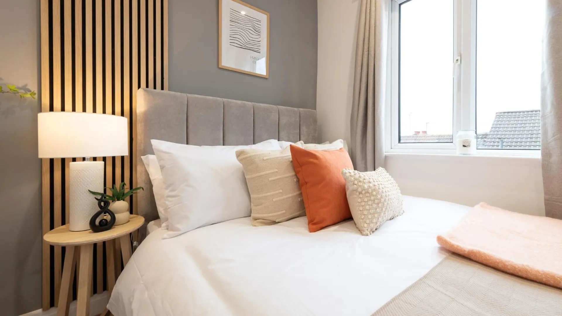 Modern 2-Bedroom House Near Leeds Centre, Ideal For Contractors & Long Stays - Nordstay 0*, Leeds (West Yorkshire) United Kingdom